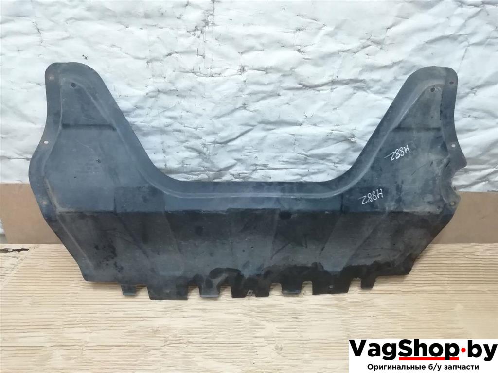 защита двигателя Volkswagen Tiguan 1 поколение 2010, 2.0 л., TDi, CFG, дизель, МКПП, серебро, внедорожник 5 дв., полный привод, 5N0825235 - фото №1