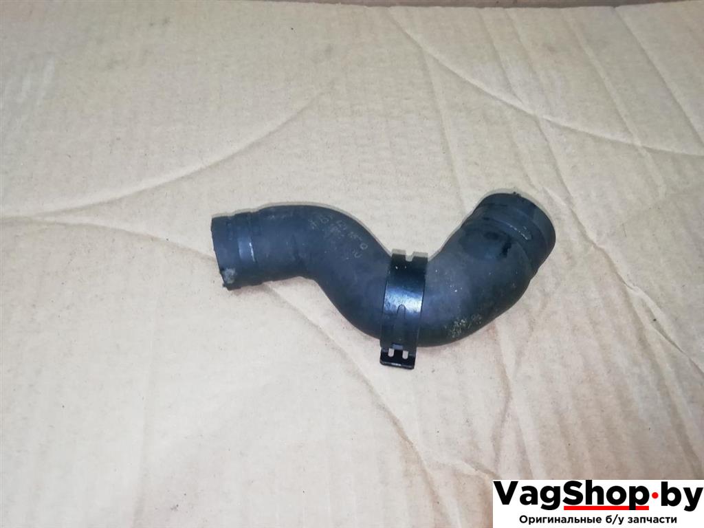 патрубок (трубопровод, шланг) Volkswagen Tiguan 1 поколение 2010, 2.0 л., TDi, CFG, дизель, МКПП, серебро, внедорожник 5 дв., полный привод, 03L121157Q - фото №1