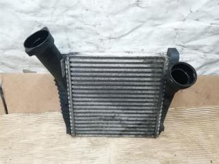 интеркулер Volkswagen Touareg 1 поколение [рестайлинг] 2009, 3.0 л., TDi, BKS, дизель, АКПП, серый, внедорожник 5 дв., полный привод, 7L6145803C