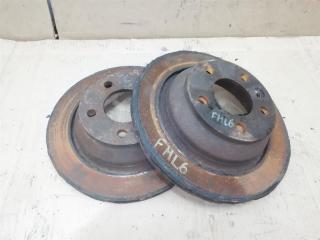 диск тормозной задний Volkswagen Touareg 1 поколение 2006, 2.5 л., TDi, BAC, дизель, АКПП, синий, внедорожник 5 дв., полный привод