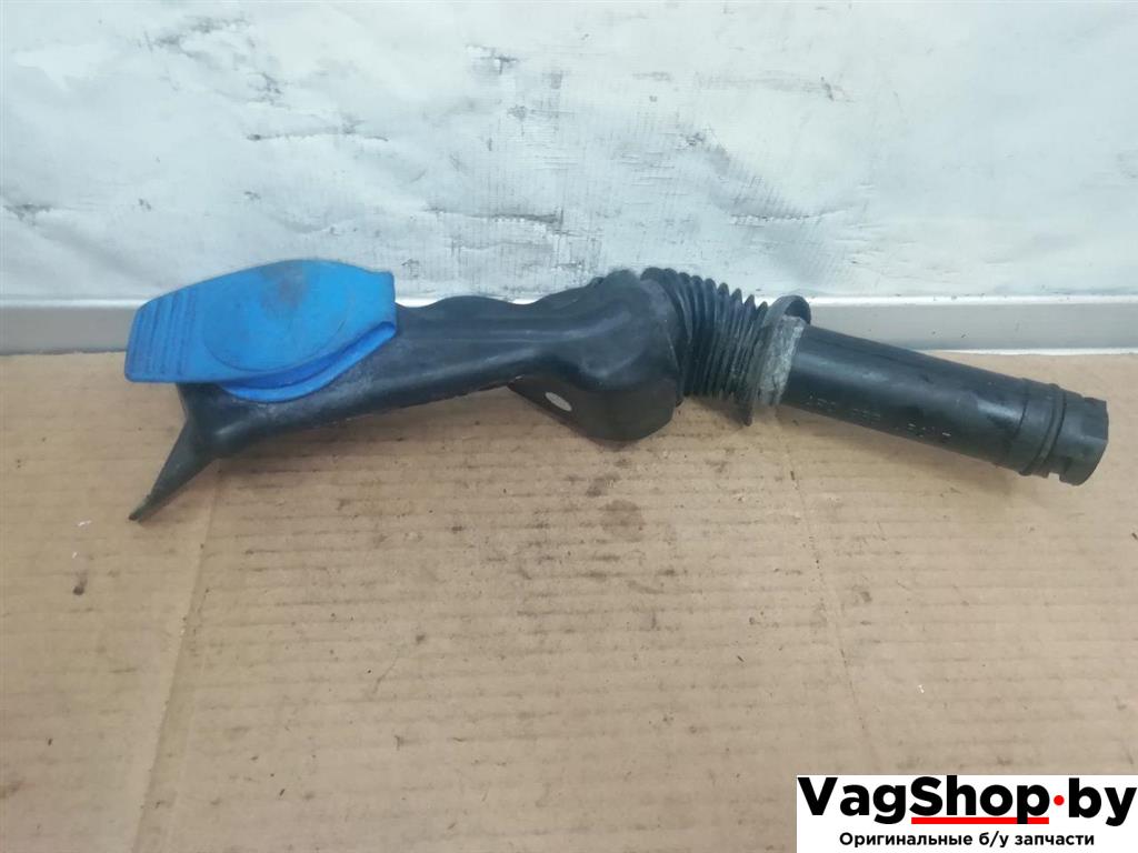 горловина бачка омывателя Audi A6 4F/C6 2007, 3.0 л., TDi, ASB, дизель, АКПП, голубой, универсал, полный привод, 4F0955452B - фото №1