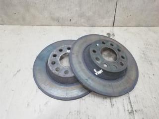 диск тормозной задний Volkswagen Tiguan 1 поколение 2010, 2.0 л., TDi, CFG, дизель, МКПП, серебро, внедорожник 5 дв., полный привод