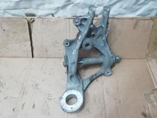 кулак задний правый Audi A4 B8/8K 2010, 2.7 л., TDi, CGK, дизель, МКПП, белый, седан, передний привод, 8K0505432AQ