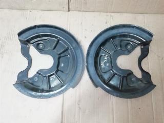 защитный кожух тормозного механизма Volkswagen Touran 2 2013, 1.6 л., TDi, CAY, дизель, МКПП, черный, минивэн, передний привод