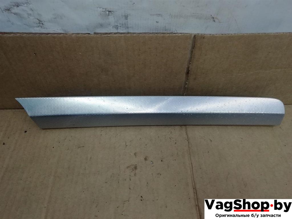 молдинг двери передней правой Audi Q7 4L 2006, 3.0 л., TDi, BUG, дизель, АКПП, синий, внедорожник 5 дв., полный привод, 4L0867410AM54 - фото №1