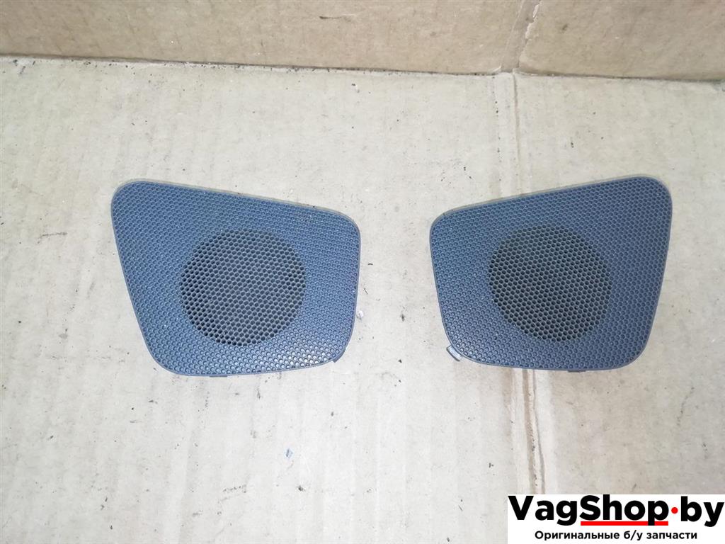 сетка на динамик Audi Q7 4L 2006, 3.0 л., TDi, BUG, дизель, АКПП, синий, внедорожник 5 дв., полный привод - фото №1