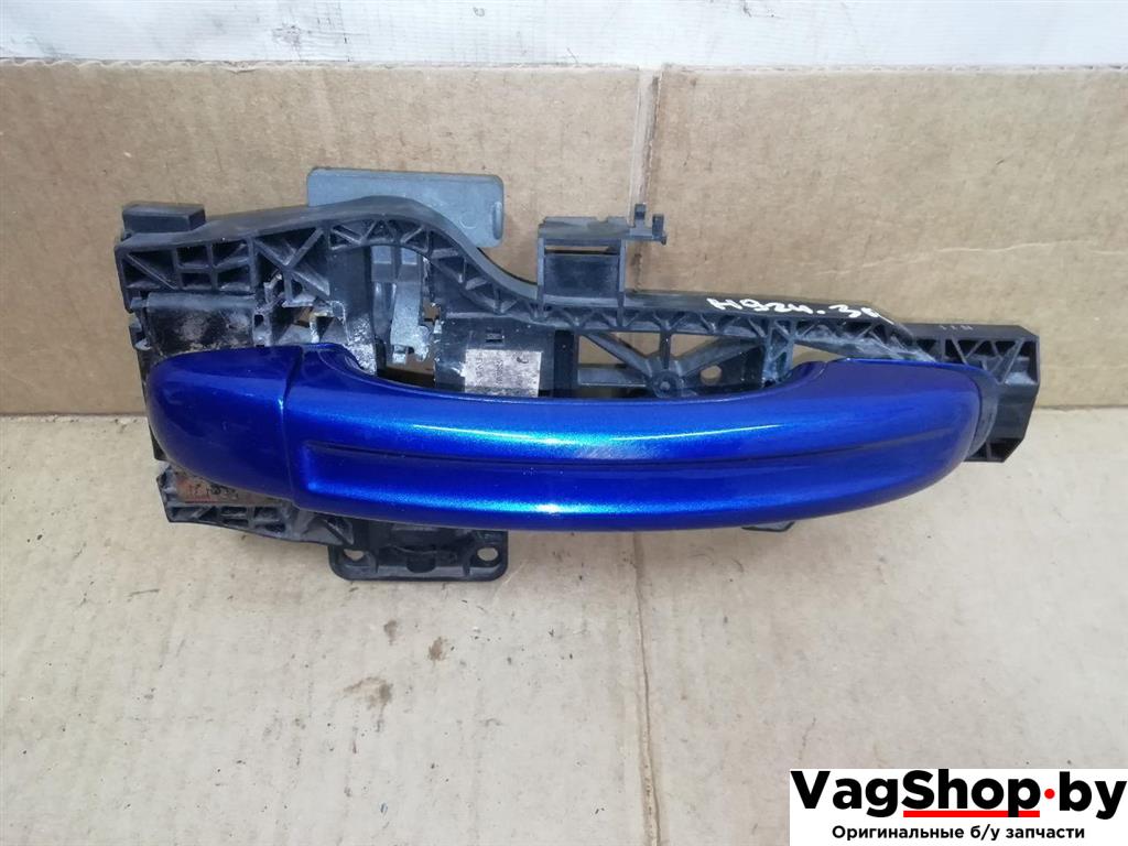 ручка наружная задняя правая Audi Q7 4L 2006, 3.0 л., TDi, BUG, дизель, АКПП, синий, внедорожник 5 дв., полный привод - фото №1