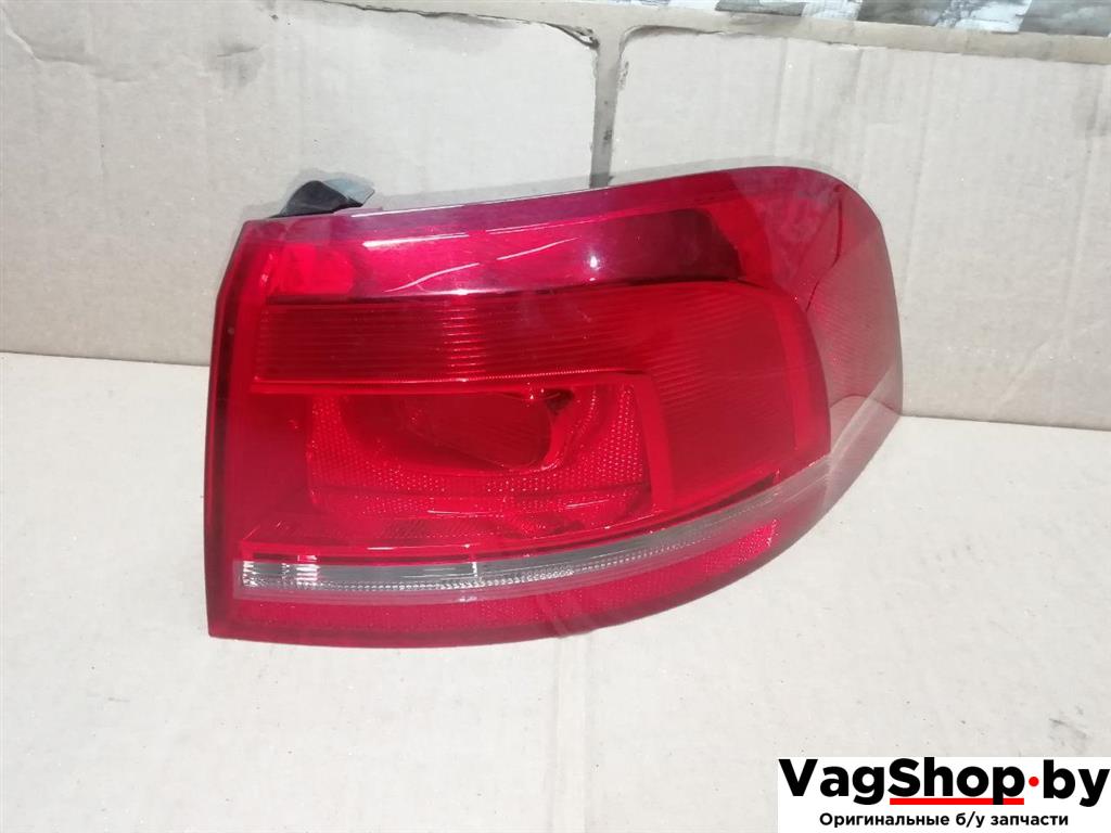 фонарь задний правый Volkswagen Passat B7 2011, 2.0 л., TDi, CFF, дизель, МКПП, черный, универсал, передний привод, 3AF945096C - фото №1