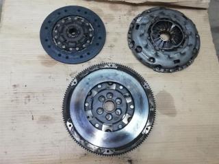 маховик Volkswagen Passat B6 2009, 2.0 л., TDi, CBA, дизель, МКПП, голубой, седан, передний привод, 03L105266J