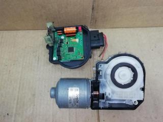 моторчик передних стеклоочистителей (дворников) Volkswagen Touareg 1 поколение [рестайлинг] 2009, 2.5 л., TDi, BPE, дизель, АКПП, черный, внедорожник 5 дв., полный привод, 7L6955119C