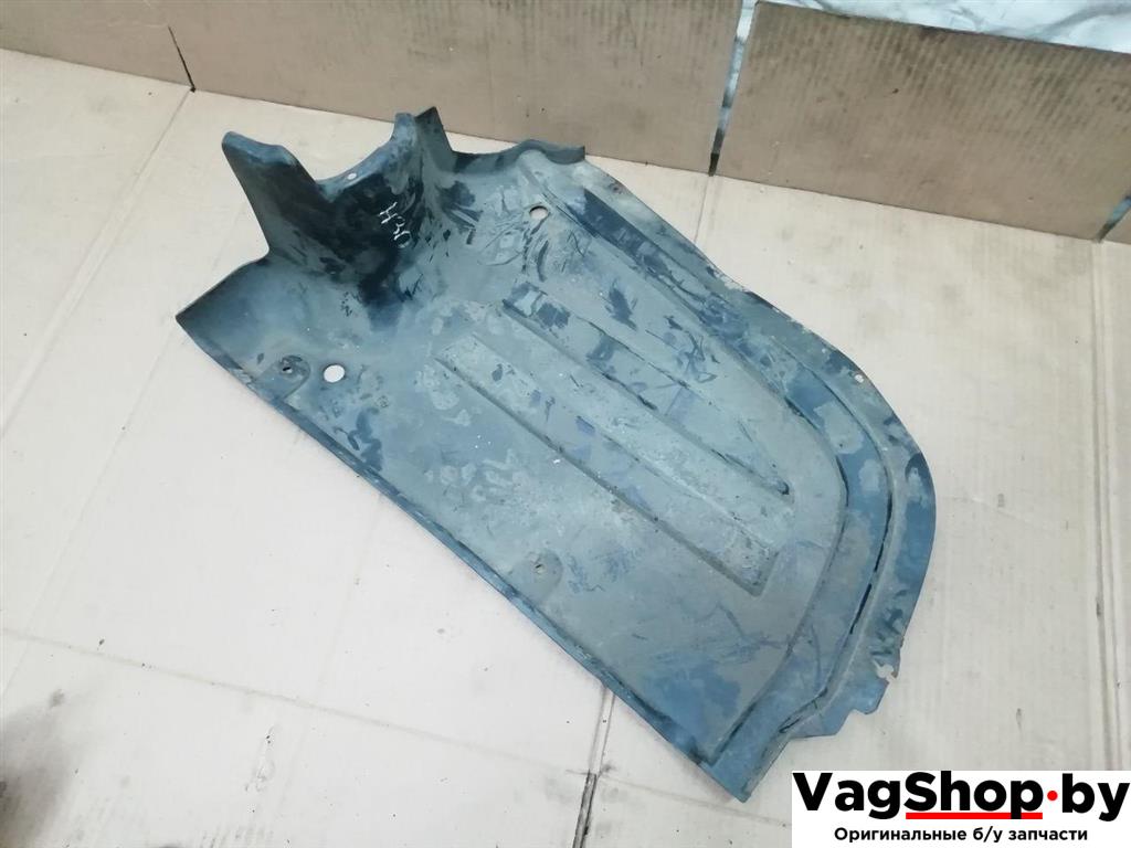 защита бампера заднего Volkswagen Passat B7 2011, 2.0 л., TDi, CFF, дизель, МКПП, черный, универсал, передний привод, 3AA825216C - фото №1