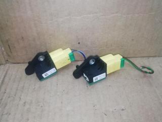 датчик удара Volkswagen Passat B7 2011, 2.0 л., TDi, CFF, дизель, МКПП, черный, универсал, передний привод, 5N0959351B