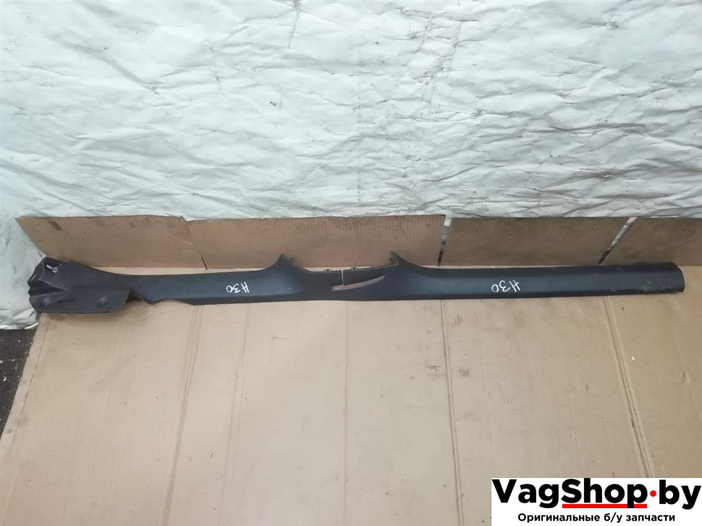 накладка на порог Volkswagen Passat B7 2011, 2.0 л., TDi, CFF, дизель, МКПП, черный, универсал, передний привод, 3C0853369 - фото №1