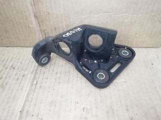 Кронштейн крепления троса КПП Volkswagen Passat B7 2011, 2.0 л., TDi, CFF, дизель, МКПП, черный, универсал, передний привод, 1K0711789J