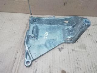 кронштейн генератора Volkswagen Transporter T5 2005, 2.5 л., TDi, AXD, дизель, МКПП, синий, фургон, передний привод, 070903143C