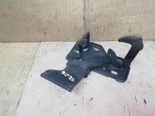 захватный крюк капота Volkswagen Transporter T5 2005, 2.5 л., TDi, AXD, дизель, МКПП, синий, фургон, передний привод, 7H0823480A