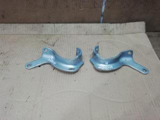 петля крышки багажника Audi Q7 4L 2006, 3.0 л., TDi, BUG, дизель, АКПП, серебро, внедорожник 5 дв., полный привод, 4L0827299B, 4L0827300B