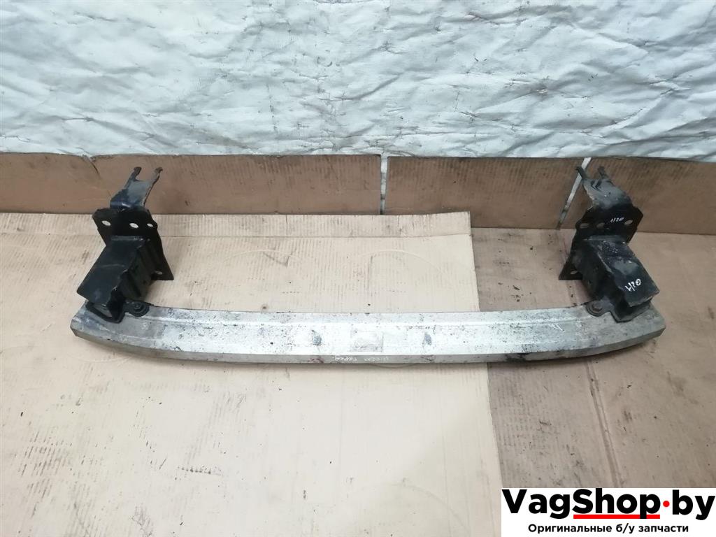 усилитель бампера переднего Audi Q7 4L 2006, 3.0 л., TDi, BUG, дизель, АКПП, серебро, внедорожник 5 дв., полный привод, 4L0807113 - фото №1