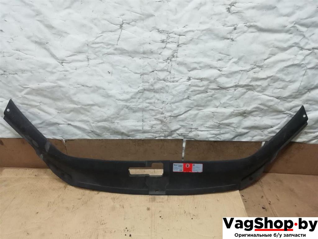 накладка декоративная Audi Q7 4L 2006, 3.0 л., TDi, BUG, дизель, АКПП, серебро, внедорожник 5 дв., полный привод, 4L0807081 - фото №1