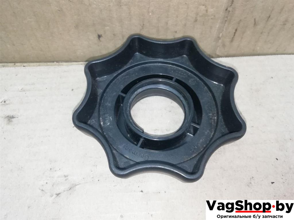 крепление запаски Audi Q7 4L 2006, 3.0 л., TDi, BUG, дизель, АКПП, серебро, внедорожник 5 дв., полный привод, 7L8601347 - фото №1