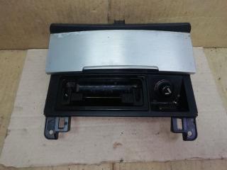 пепельница Audi Q7 4L 2006, 3.0 л., TDi, BUG, дизель, АКПП, серебро, внедорожник 5 дв., полный привод, 4L0857951