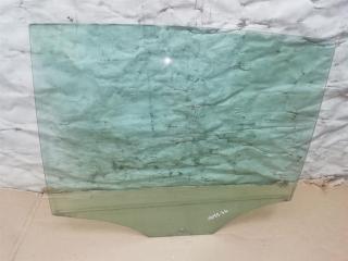 стекло двери задней левой Volkswagen Golf Plus 2 поколение 2010, 1.6 л., TDi, CAY, дизель, МКПП, серебро, хетчбэк 5 дв., передний привод