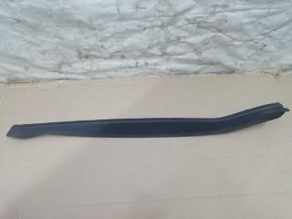 молдинг двери передней правой Volkswagen Golf Plus 2 поколение 2010, 1.6 л., TDi, CAY, дизель, МКПП, серебро, хетчбэк 5 дв., передний привод, 5M0837382C