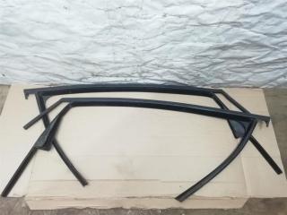 направляющая стекла Volkswagen Golf Plus 2 поколение 2010, 1.6 л., TDi, CAY, дизель, МКПП, серебро, хетчбэк 5 дв., передний привод