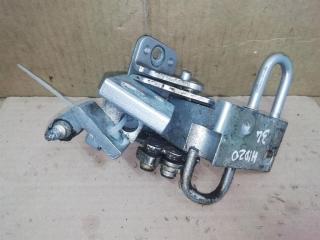 петля двери Audi Q7 4L 2006, 3.0 л., TDi, BUG, дизель, АКПП, серебро, внедорожник 5 дв., полный привод