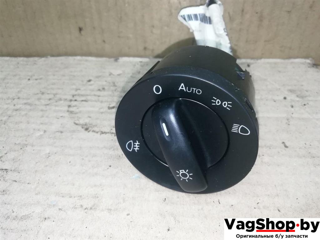 переключатель света Volkswagen Golf Plus 2 поколение 2010, 1.6 л., TDi, CAY, дизель, МКПП, серебро, хетчбэк 5 дв., передний привод, 1K0941431BL - фото №1