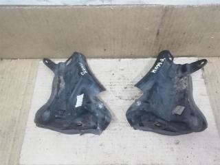 заглушка Volkswagen Golf Plus 2 поколение 2010, 1.6 л., TDi, CAY, дизель, МКПП, серебро, хетчбэк 5 дв., передний привод, 5M0823601C, 5M0823602B