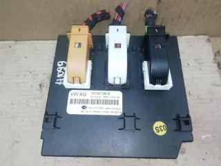 Блок управления BCM (Body Control Module) Volkswagen Golf Plus 2 поколение 2010, 1.6 л., TDi, CAY, дизель, МКПП, серебро, хетчбэк 5 дв., передний привод, 1K0937084B