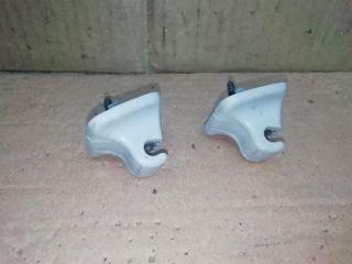 Крепление (крючок) солнцезащитного козырька Volkswagen Golf Plus 2 поколение 2010, 1.6 л., TDi, CAY, дизель, МКПП, серебро, хетчбэк 5 дв., передний привод, 1K0857561B