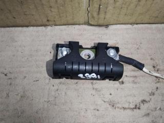 усилитель антенны Audi A4 B8/8K 2011, 2.7 л., TDi, CGK, дизель, МКПП, белый, седан, передний привод, 8T8035570