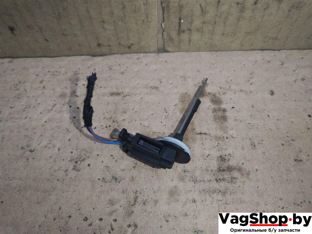 датчик температуры Audi A4 B8/8K 2011, 2.7 л., TDi, CGK, дизель, МКПП, белый, седан, передний привод, 6Q0820539 - фото №1