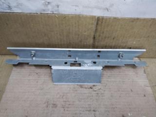 кронштейн (крепление) Audi A4 B8/8K 2011, 2.7 л., TDi, CGK, дизель, МКПП, белый, седан, передний привод, 8T0827569C