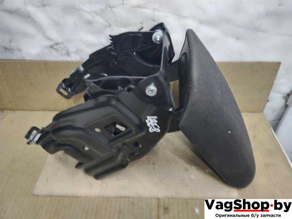 подлокотник Audi A4 B8/8K 2011, 2.7 л., TDi, CGK, дизель, МКПП, белый, седан, передний привод, 8K0864283 - фото №1