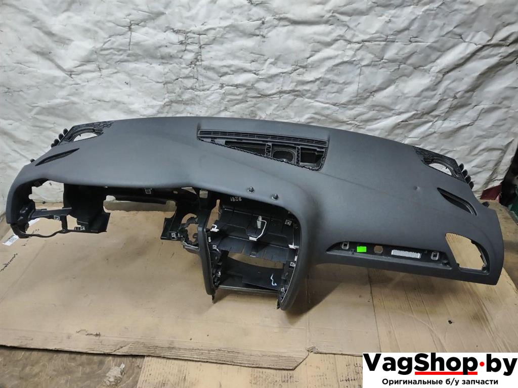 панель передняя салона (торпедо) Audi A4 B8/8K 2011, 2.7 л., TDi, CGK, дизель, МКПП, белый, седан, передний привод, 8K1857041A - фото №1