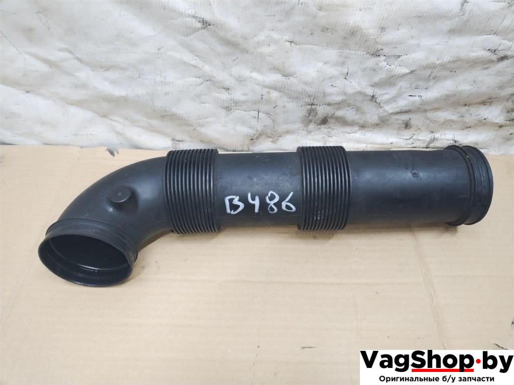 патрубок воздушного фильтра Porsche Cayenne 958 2012, 3.6 л., FSI, M 55.02, бензин, АКПП, черный, внедорожник 5 дв., полный привод, 7L5128684C - фото №1