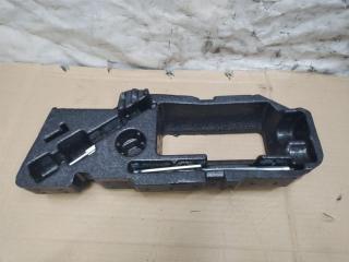 ящик под инструменты / набор инструментов Porsche Cayenne 958 2012, 3.6 л., FSI, M 55.02, бензин, АКПП, черный, внедорожник 5 дв., полный привод, 7P0012112H