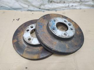 диск тормозной передний Volkswagen Touareg 1 поколение 2006, 2.5 л., TDi, BAC, дизель, АКПП, синий, внедорожник 5 дв., полный привод