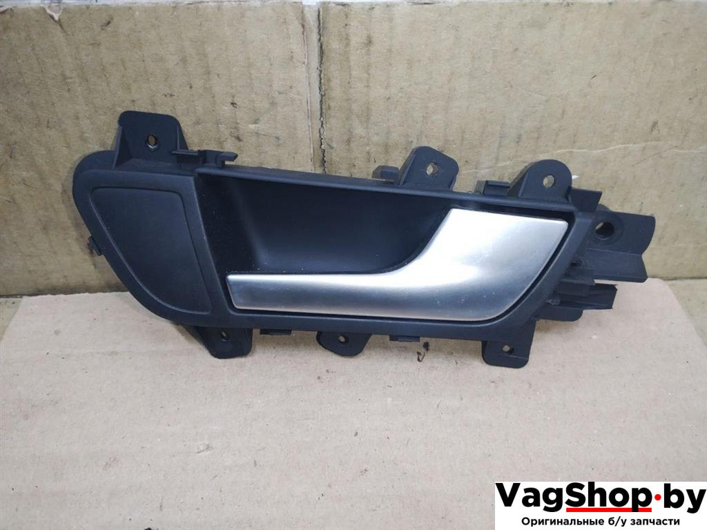 ручка внутренняя передняя правая Audi A4 B8/8K 2011, 2.7 л., TDi, CGK, дизель, МКПП, белый, седан, передний привод, 8K0837020D - фото №1
