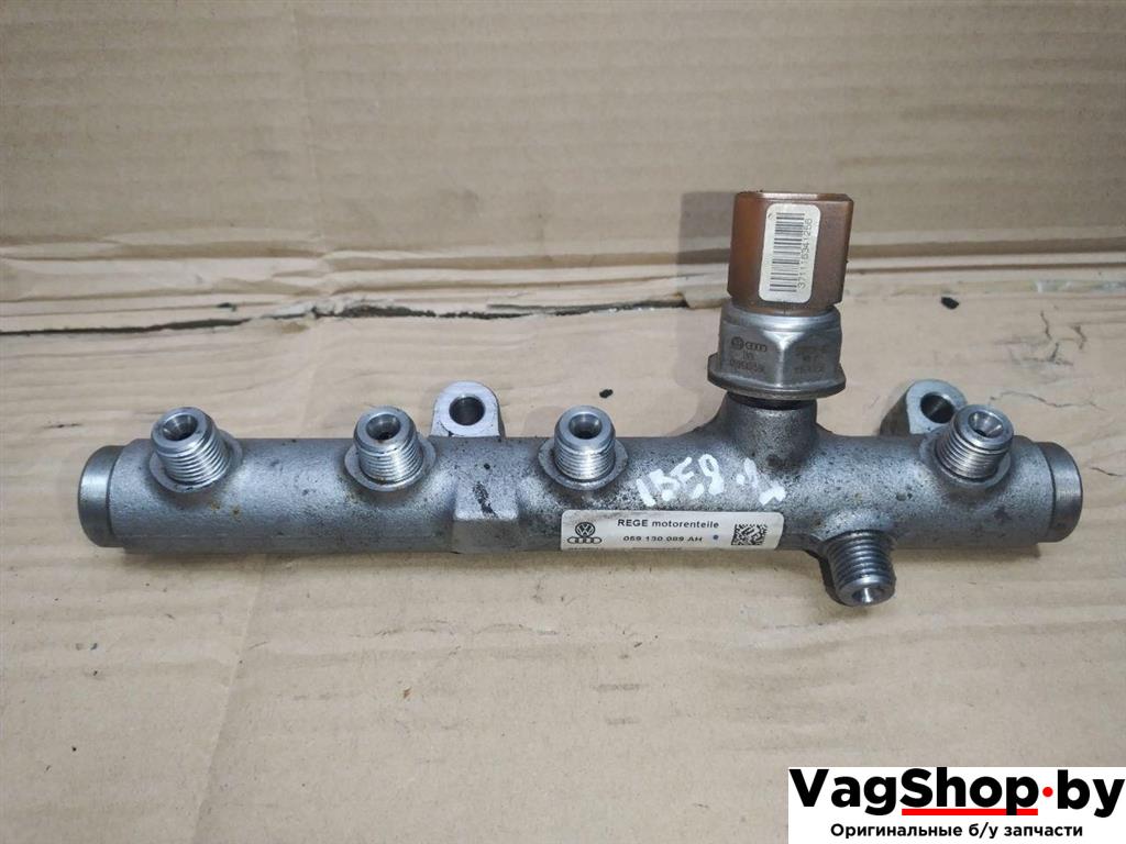топливная рампа Audi A4 B8/8K 2011, 2.7 л., TDi, CGK, дизель, МКПП, белый, седан, передний привод, 059130089AH, 059130758K - фото №1