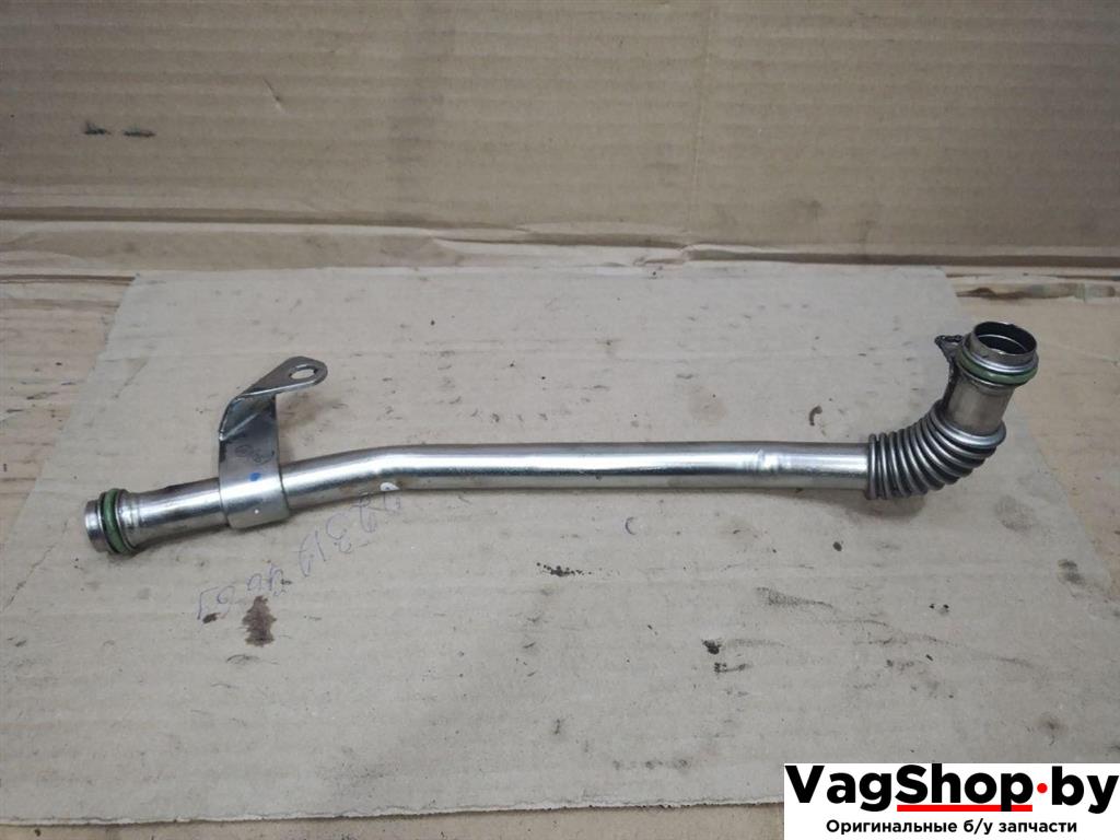 масляная трубка турбины Audi A4 B8/8K 2011, 2.7 л., TDi, CGK, дизель, МКПП, белый, седан, передний привод, 059145735AH - фото №1