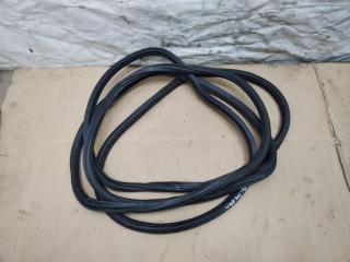 уплотнитель двери Porsche Cayenne 958 2012, 3.6 л., FSI, M 55.02, бензин, АКПП, черный, внедорожник 5 дв., полный привод, 7P0867367D