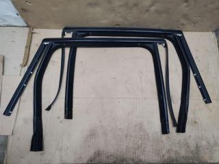 направляющая стекла Porsche Cayenne 958 2012, 3.6 л., FSI, M 55.02, бензин, АКПП, черный, внедорожник 5 дв., полный привод