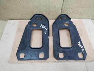 кронштейн (крепление) Audi A4 B8/8K 2011, 2.7 л., TDi, CGK, дизель, МКПП, белый, седан, передний привод, 8K0805499