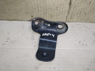 кронштейн двигателя Volkswagen Caddy 3 поколение [рестайлинг] 2011, 2.0 л., TDi, CFH, дизель, МКПП, белый, минивэн, передний привод, 1K0199588