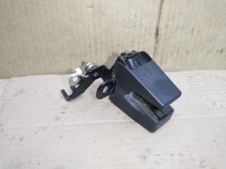 замок багажника Volkswagen Caddy 3 поколение [рестайлинг] 2011, 2.0 л., TDi, CFH, дизель, МКПП, белый, минивэн, передний привод, 7H0827161A