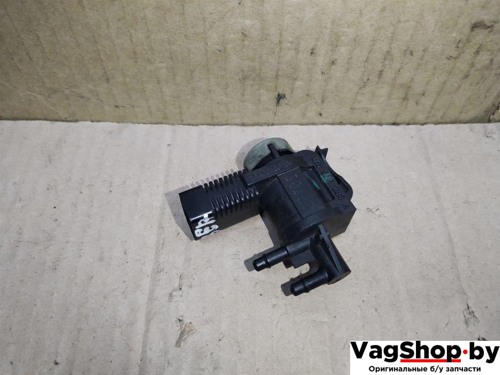 электромагнитный клапан Audi A4 B8/8K 2011, 2.7 л., TDi, CGK, дизель, МКПП, белый, седан, передний привод, 1K0906283A - фото №1